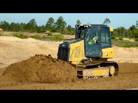 Undercarriage on the Next Generation Cat® D1, D2 and D3 Small Dozers